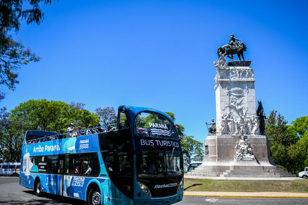 El Paraná Bus Turístico alcanzó más de 11.000 pasajeros en lo que va del 2026